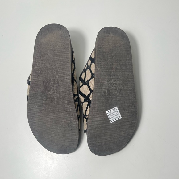 Valentino Garavani Toile Iconograph Double Strap V-Logo Slide Sandals Mule - Picture 13 of 15